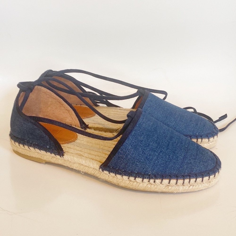 NEW FRYE Leo Denim Flats NWOT